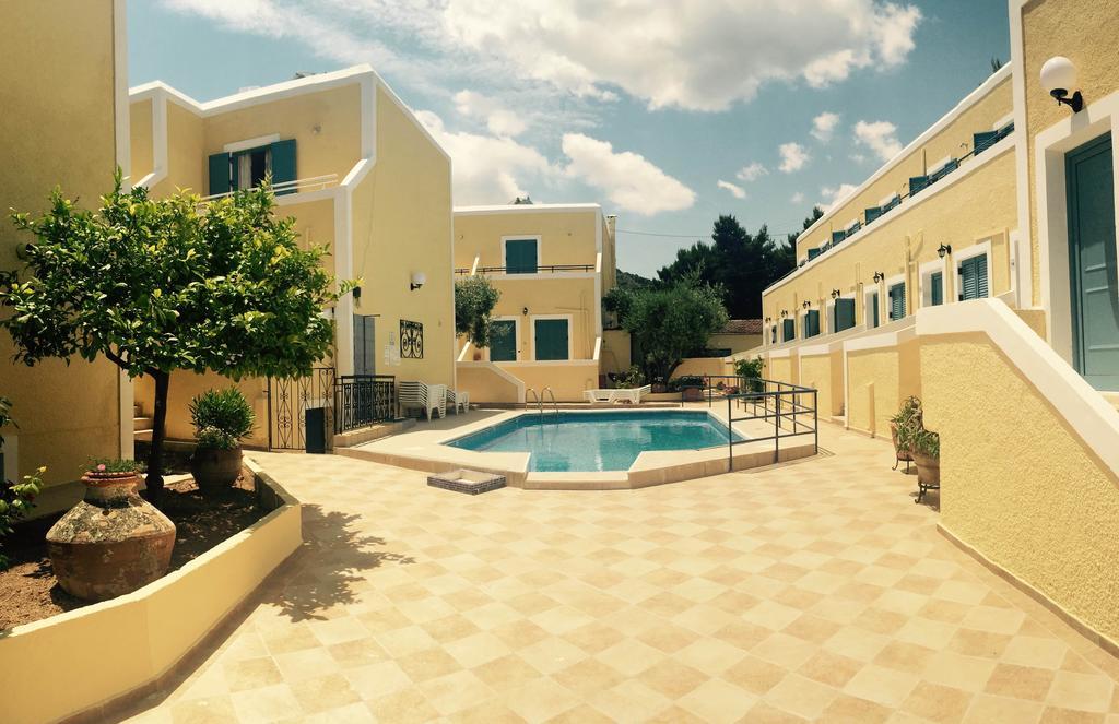 Esperides Maisonettes Ajía Marína Kültér fotó